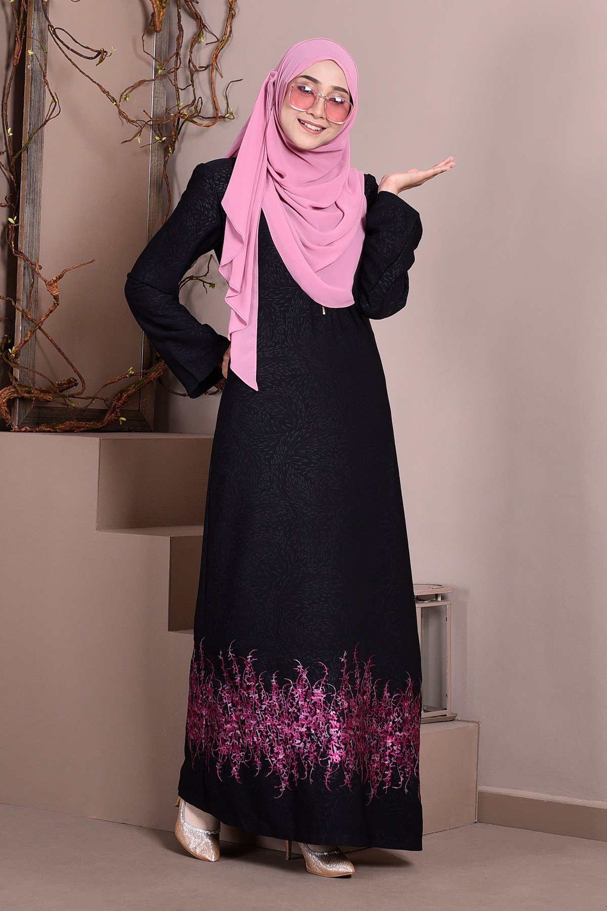 Abaya Dubai Embroidery Hijra - Magenta Pink