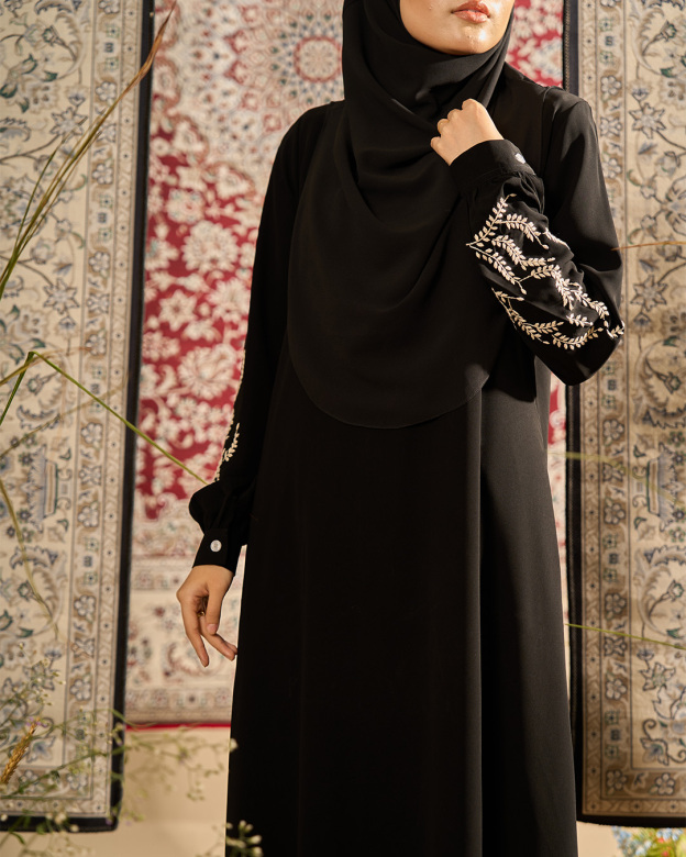 Abaya Embroidery Arrayan - Sandy