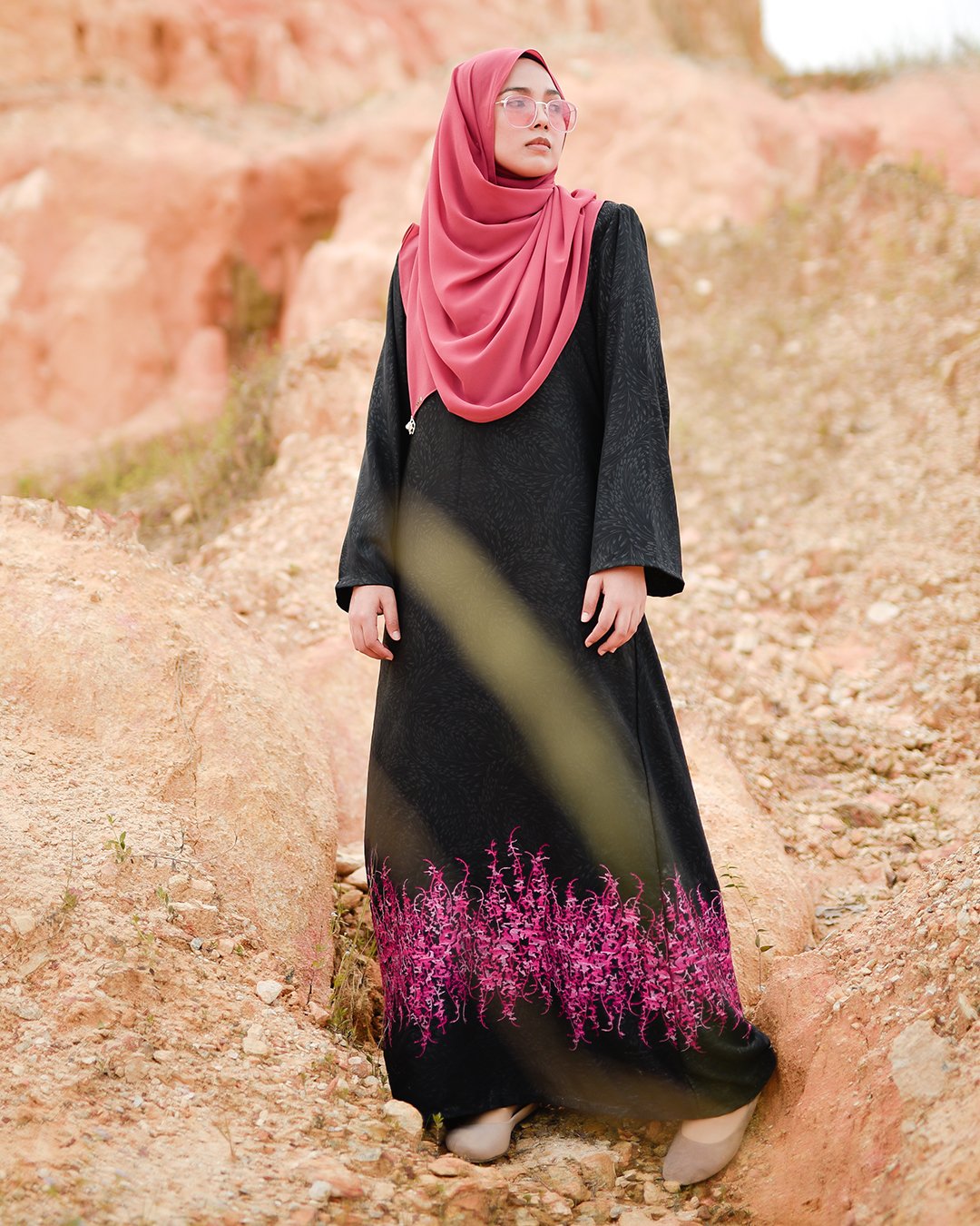 Abaya Dubai Embroidery Hijra - Magenta Pink