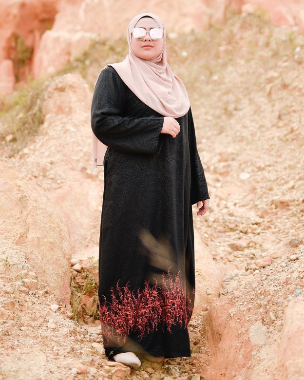 Abaya Dubai Embroidery Hijra - Cinnamon Brown