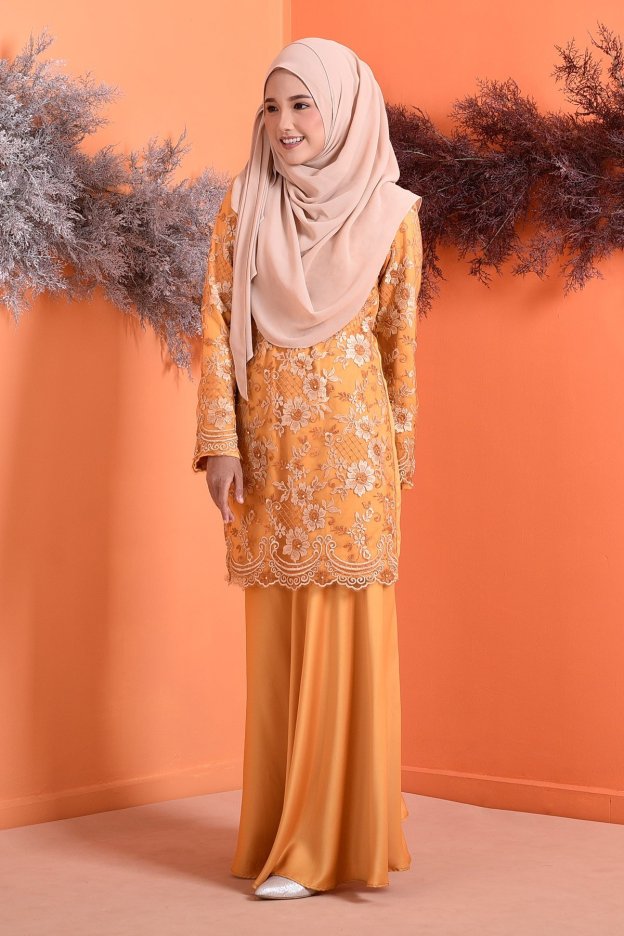 Baju Kurung Lace Brenda - Sunflower Gold