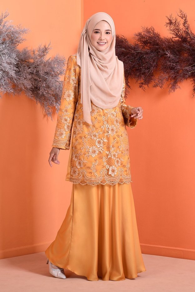 Baju Kurung Lace Brenda - Sunflower Gold