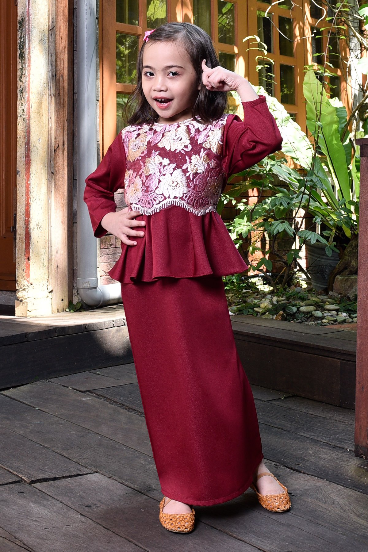 Abaya Lace Louise Kids – Merlin Maroon