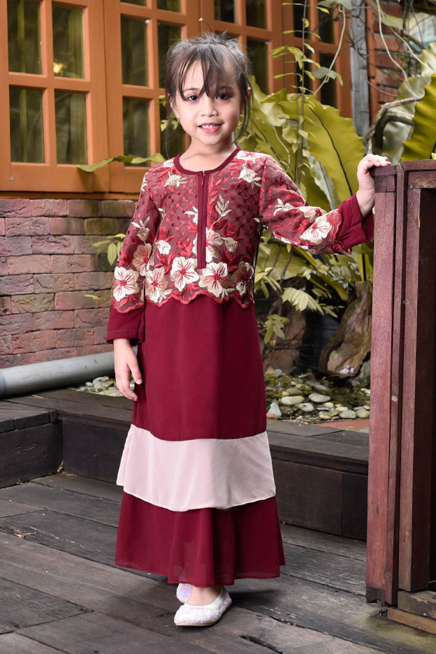 Abaya Lace Romane Kids - Maroon Glow