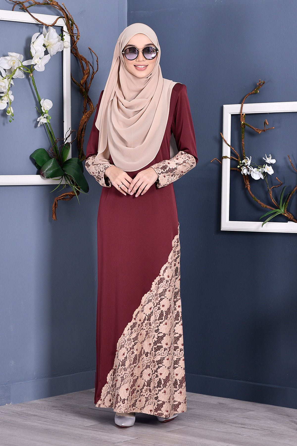 Abaya Lace Mazaya - Rouge Maroon