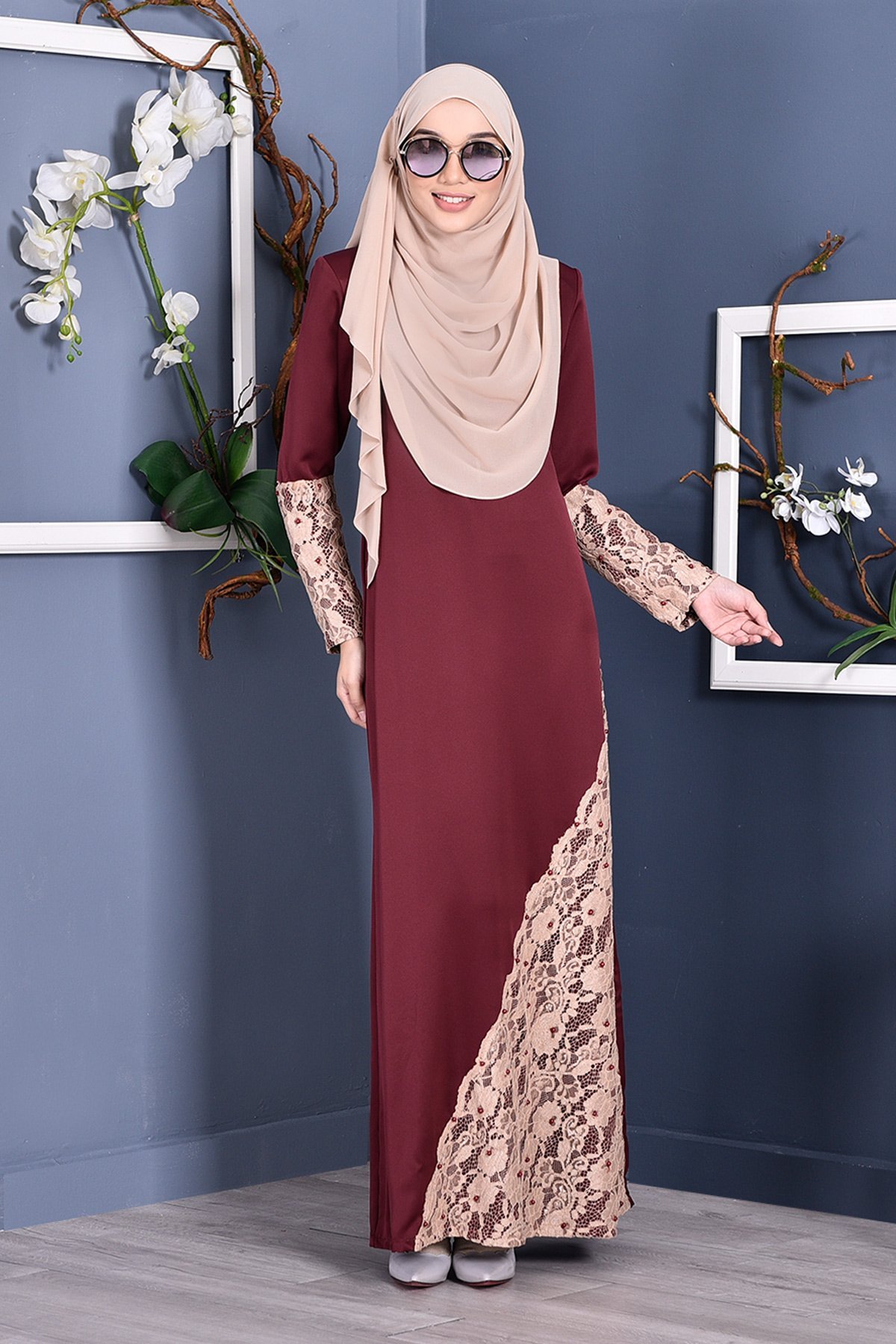 Abaya Lace Mazaya - Rouge Maroon