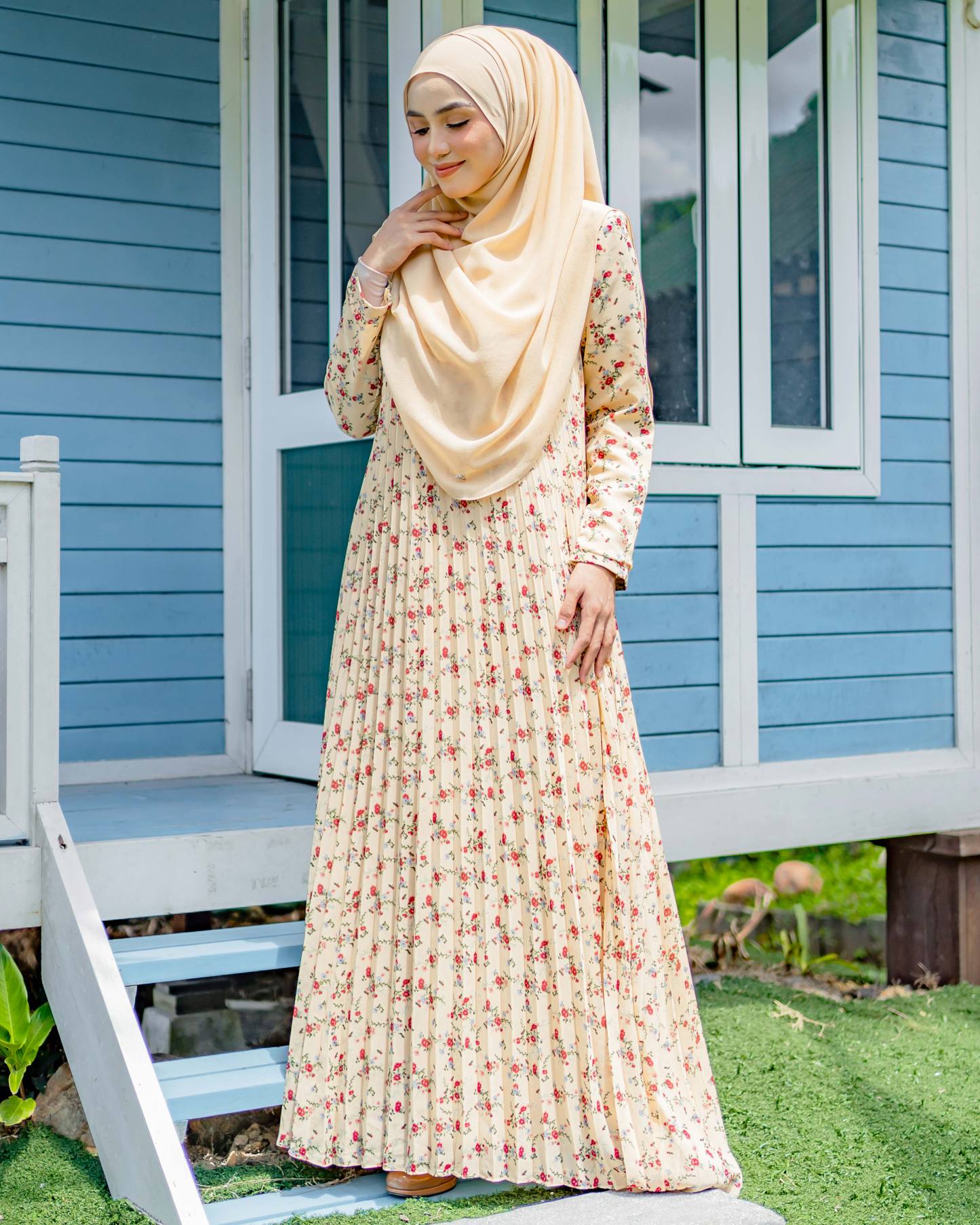 Dress Pleated Nayda - Cream Yellow