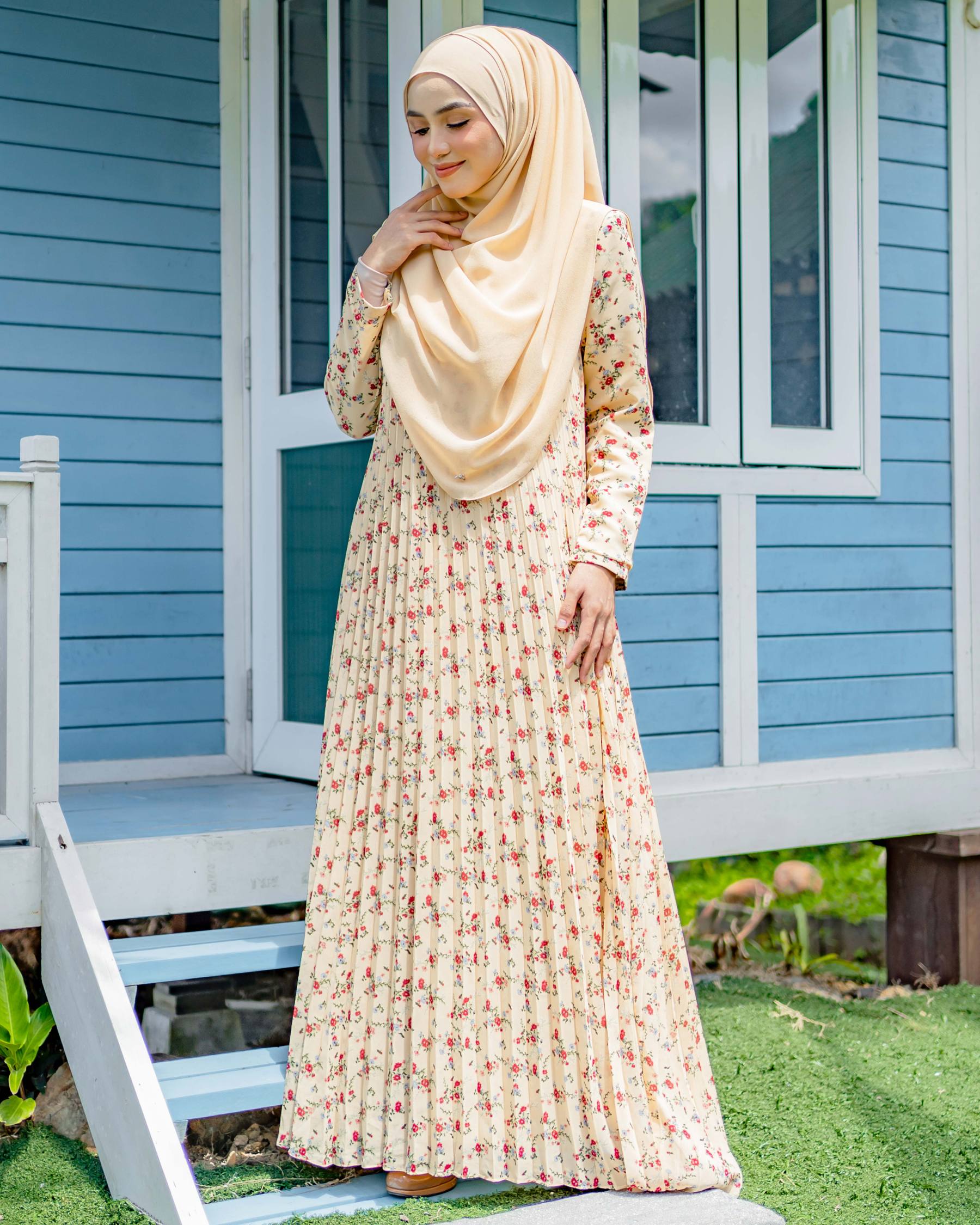 Dress Pleated Nayda - Cream Yellow