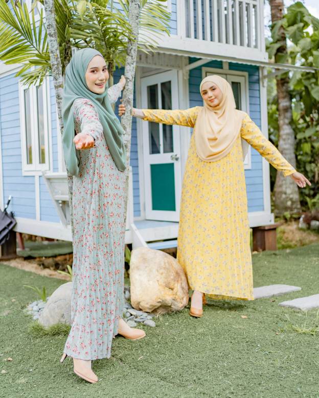Dress Pleated Nayma - Sunny Gold