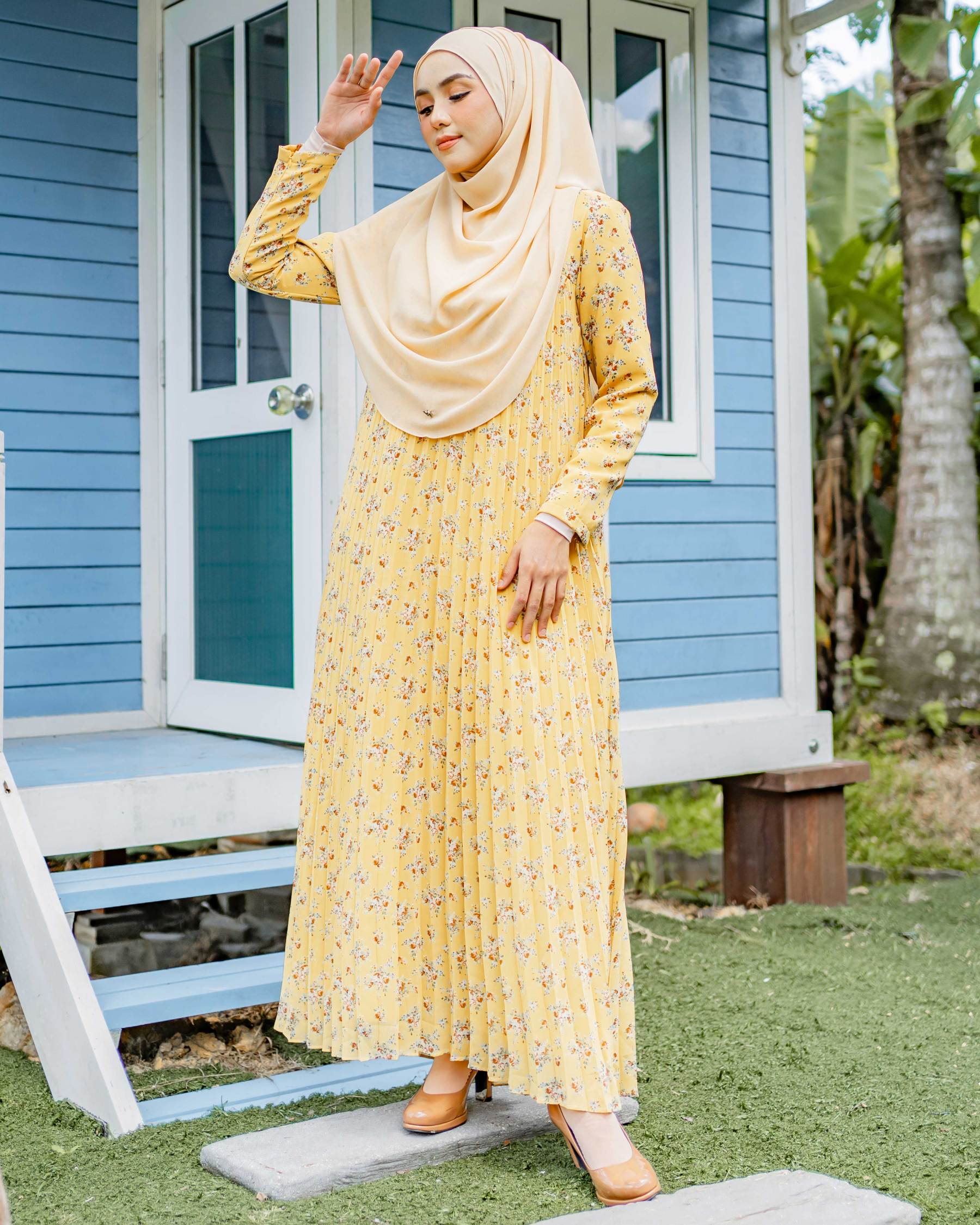 Dress Pleated Nayma - Sunny Gold
