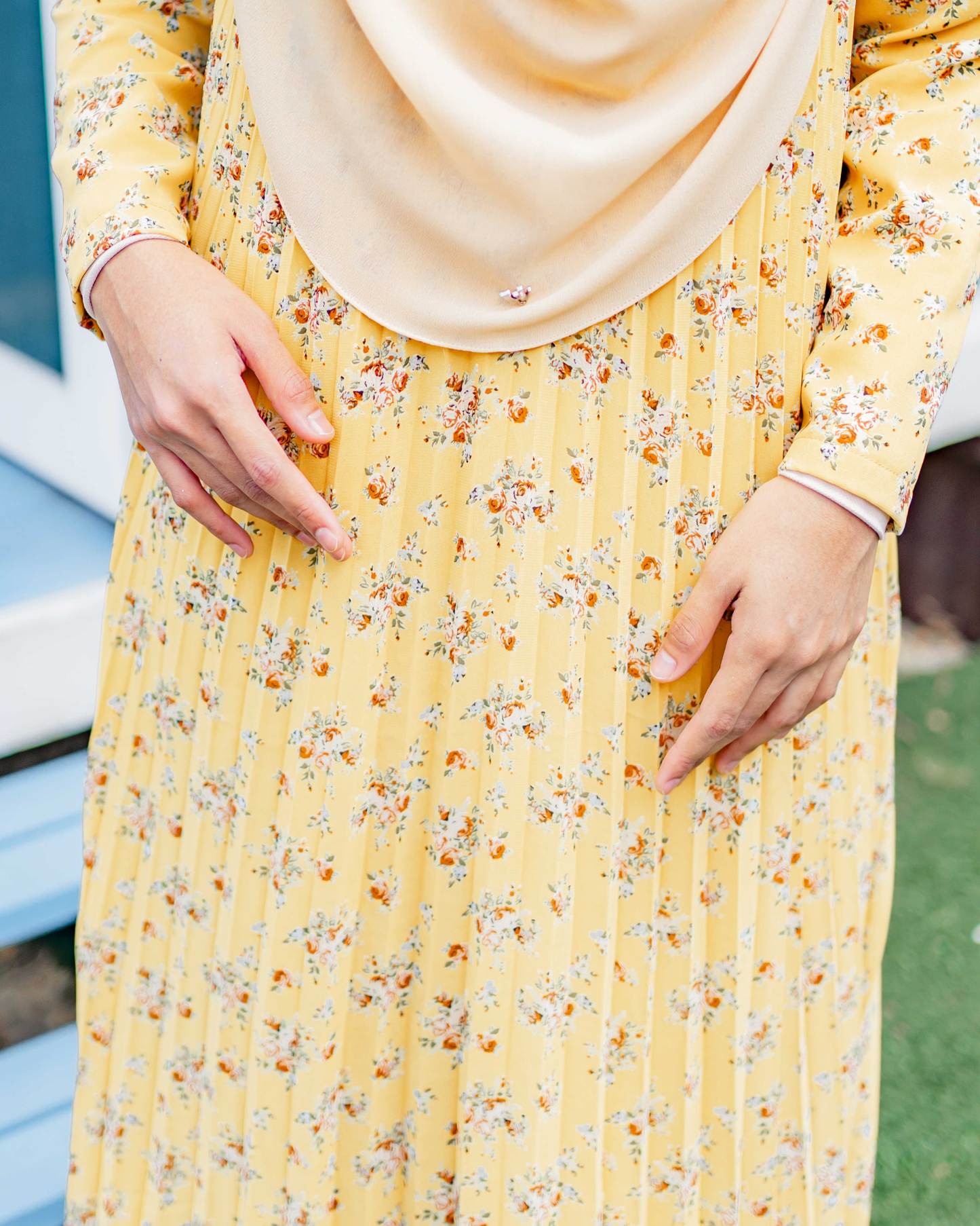 Dress Pleated Nayma - Sunny Gold