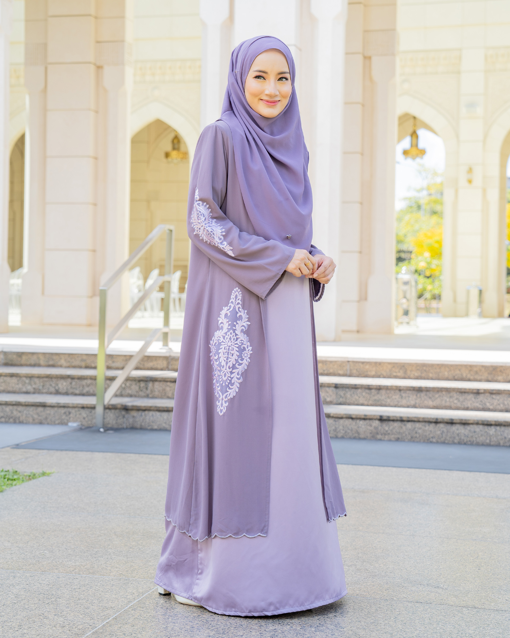 Abaya Cardi Lace Radea