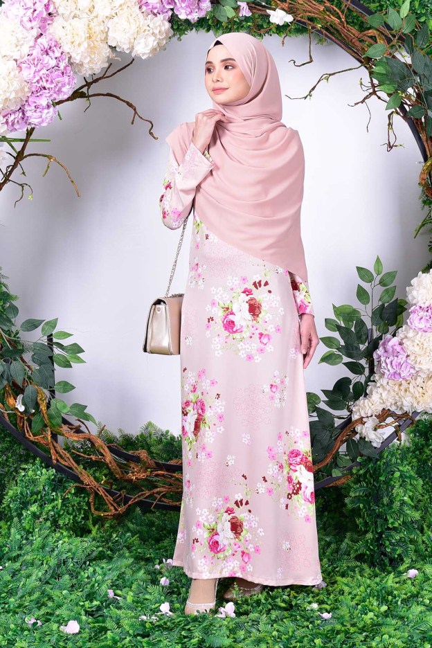 Abaya Ranaa - Rosie Brown