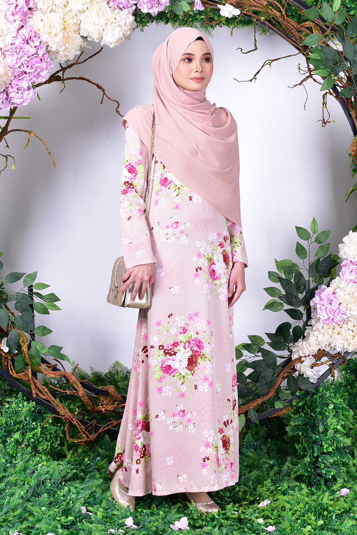 Abaya Ranaa - Rosie Brown