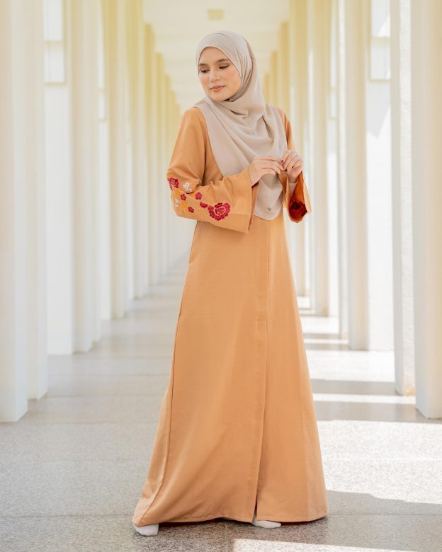 Abaya Sulam Rayqa