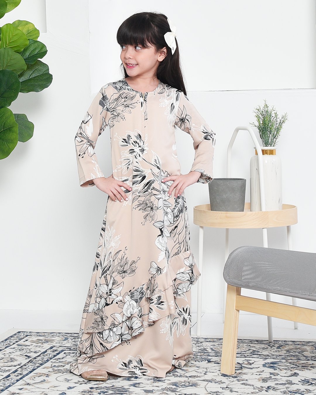Abaya Ruffle Aily Kids - Vanilla