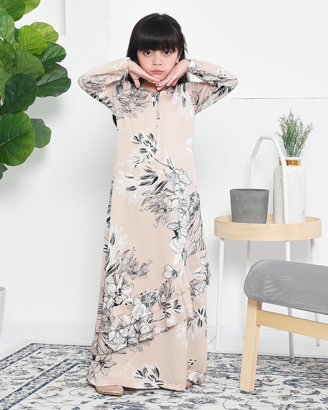 Abaya Ruffle Aily Kids - Vanilla