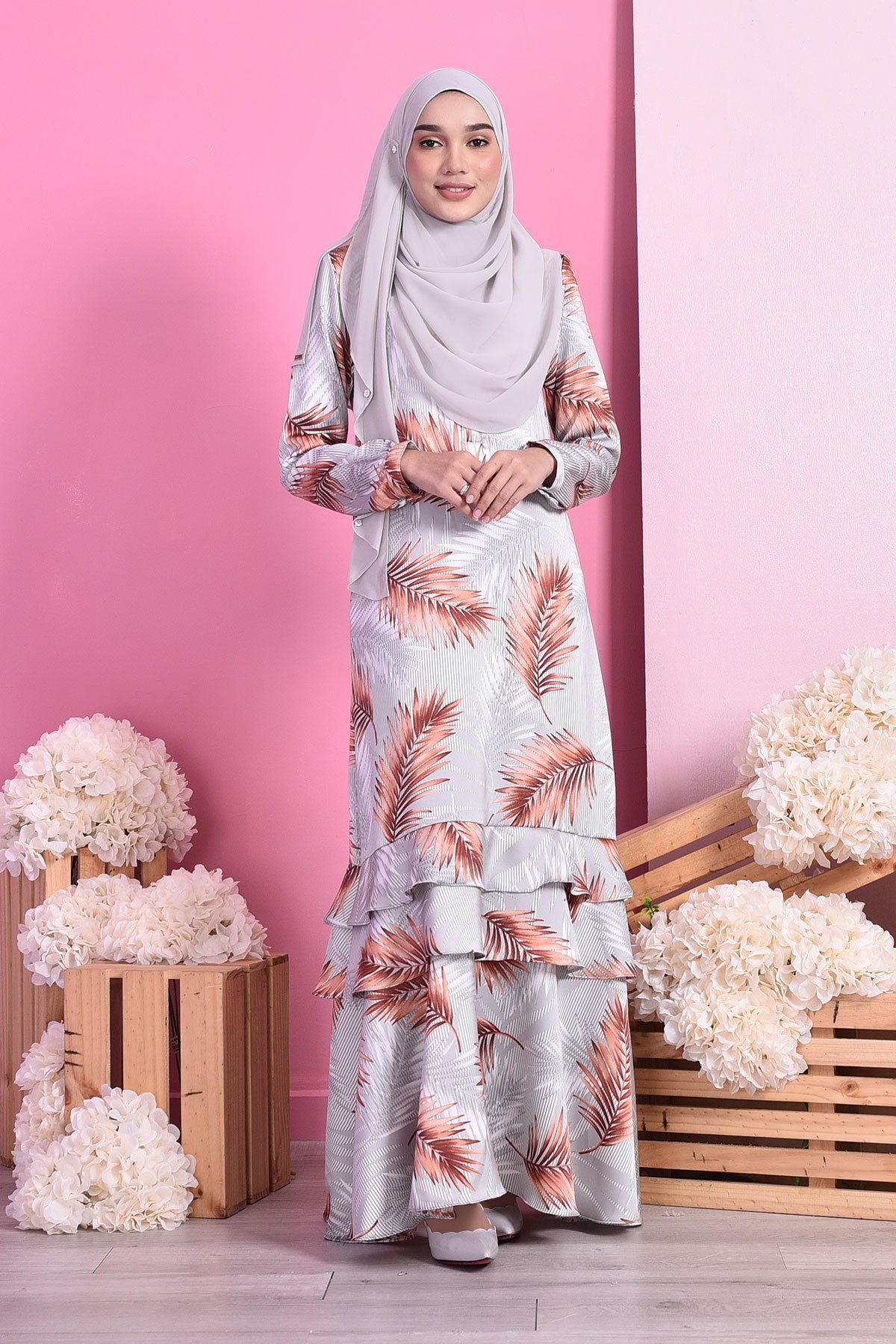 Abaya Ruffle Fern - Silver Queen