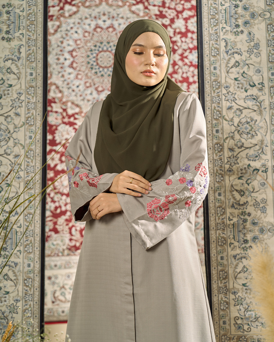 Abaya Sulam Rayqa