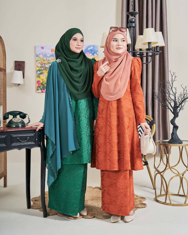 Baju Kurung Riau Lace Adiona - Mekar Zamrud Green