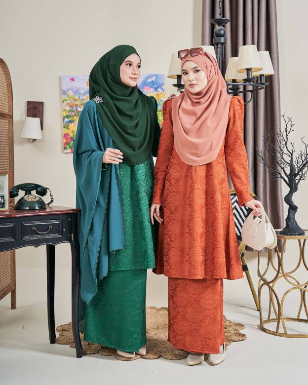 Baju Kurung Riau Lace Adiona - Mekar Zamrud Green