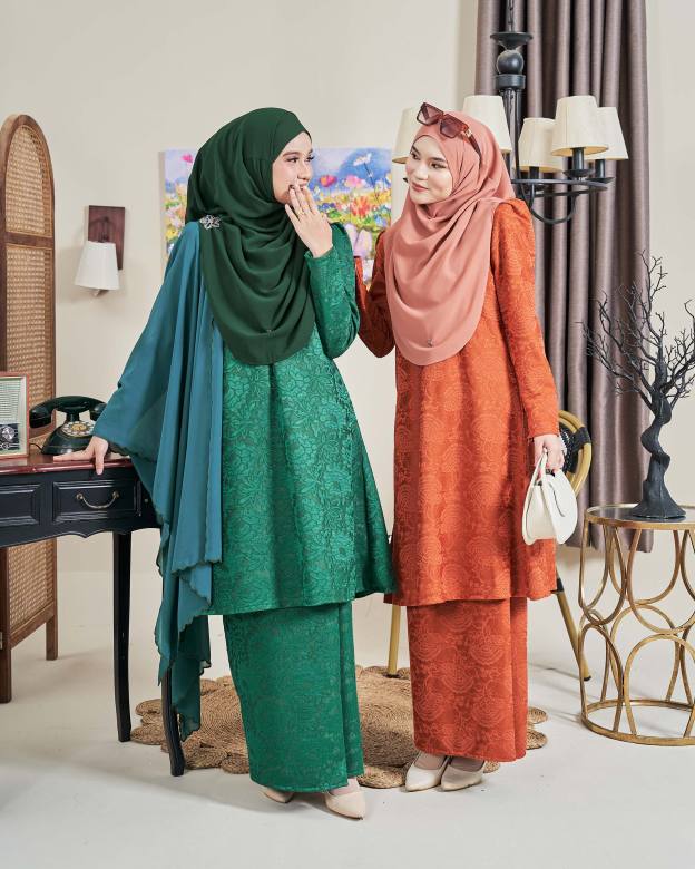 Baju Kurung Riau Lace Adiona - Mekar Zamrud Green