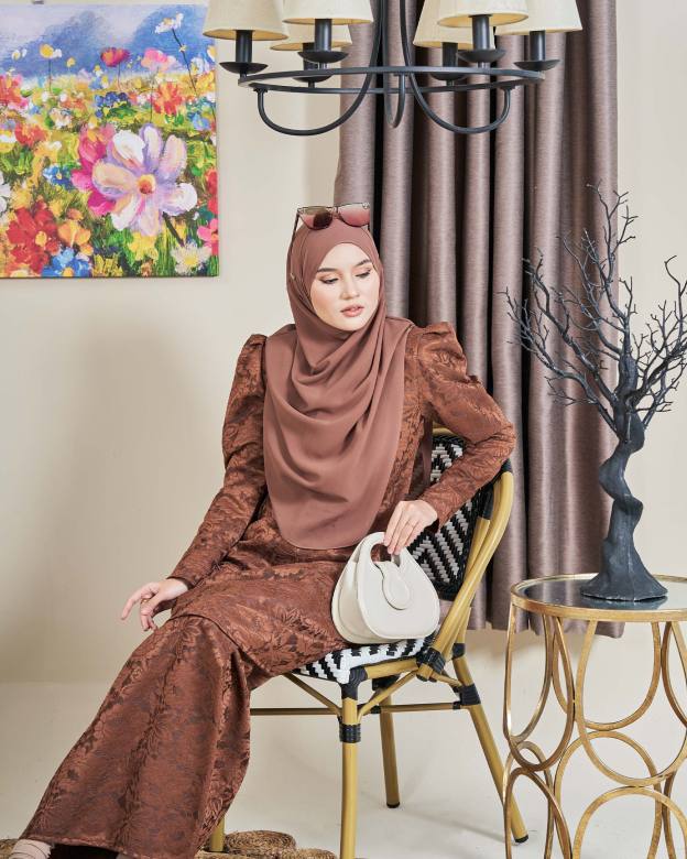 Baju Kurung Riau Lace Adiona - Mekar Russet Brown