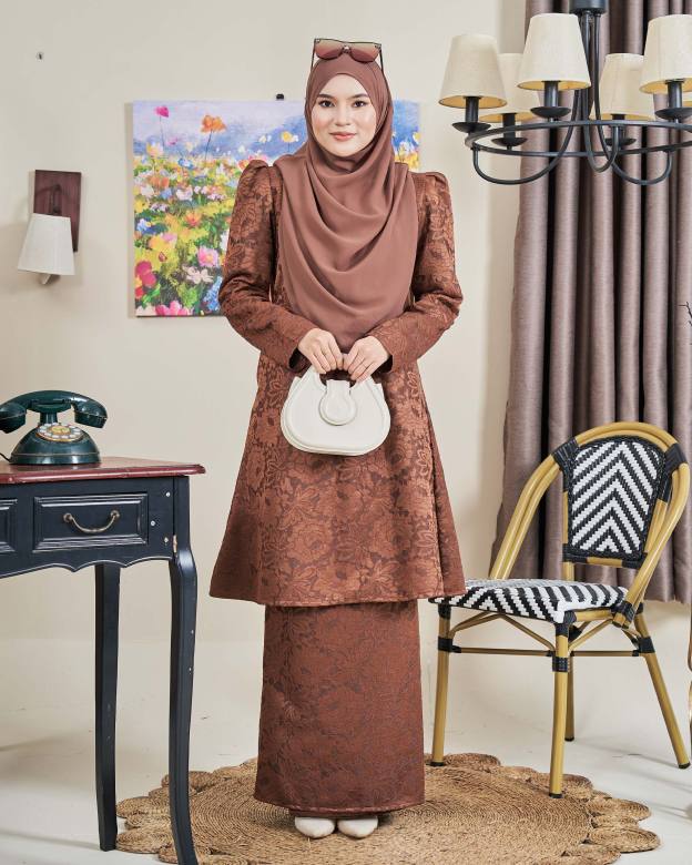 Baju Kurung Riau Lace Adiona - Mekar Russet Brown