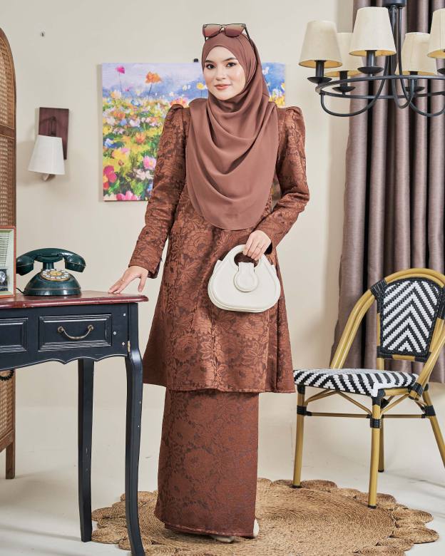Baju Kurung Riau Lace Adiona - Mekar Russet Brown