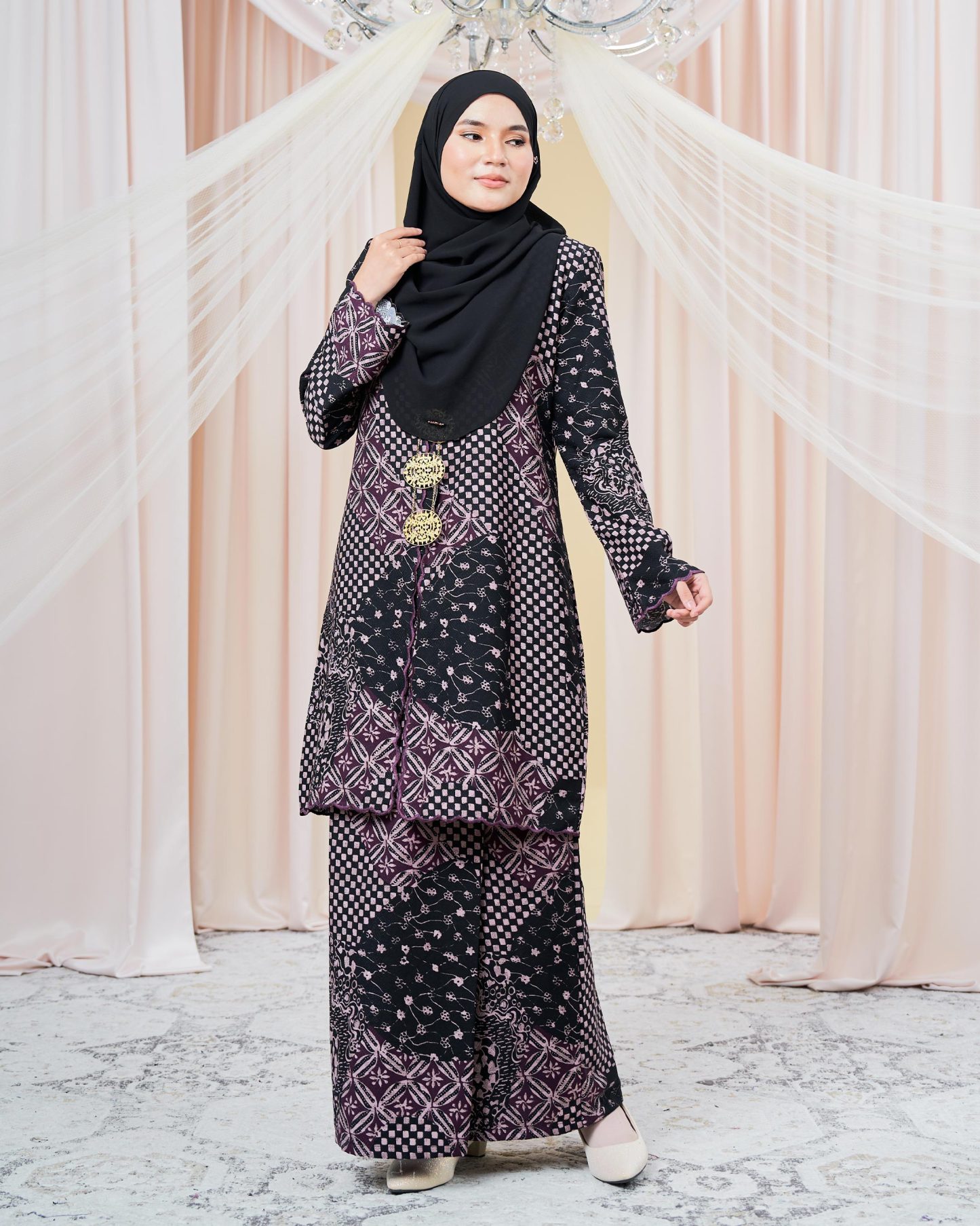 Baju Kurung Sulam Batik Adria - Brunette Black