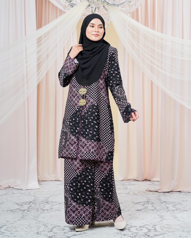 Baju Kurung Sulam Batik Adria - Brunette Black