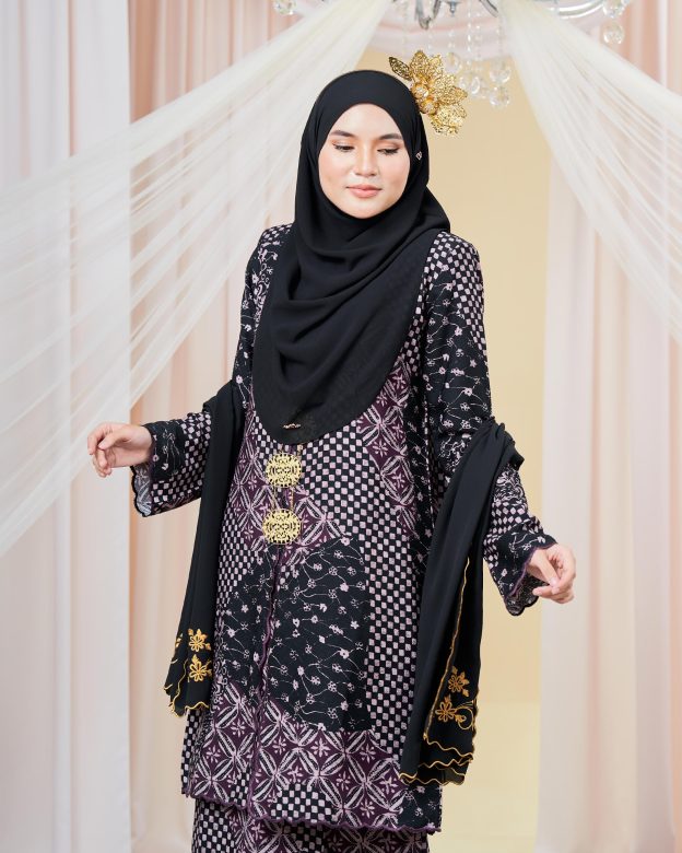 Baju Kurung Sulam Batik Adria - Brunette Black