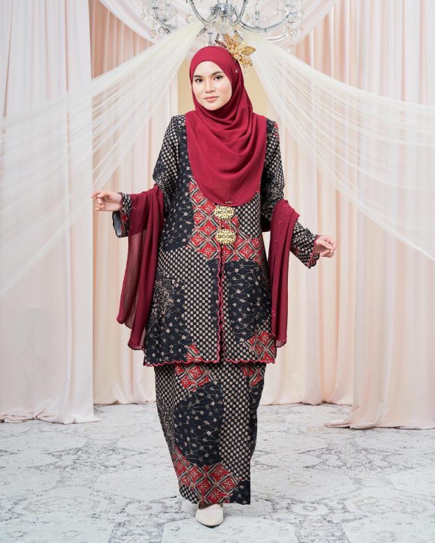 Baju Kurung Sulam Batik Adria - Scarlet Black