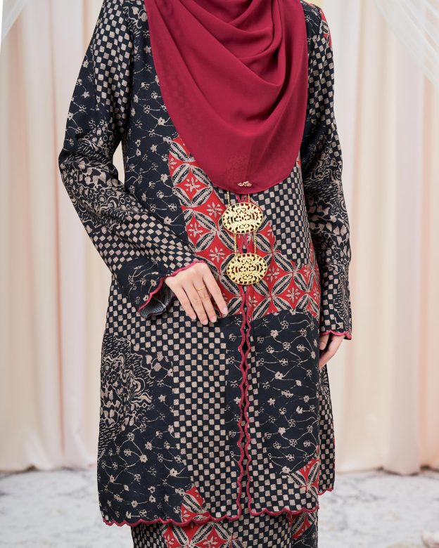 Baju Kurung Sulam Batik Adria - Scarlet Black