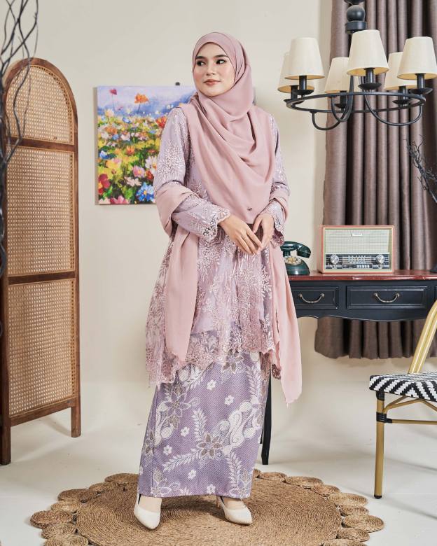 Baju Kebarung Batik Lace Akasia - Pink Periwinkle