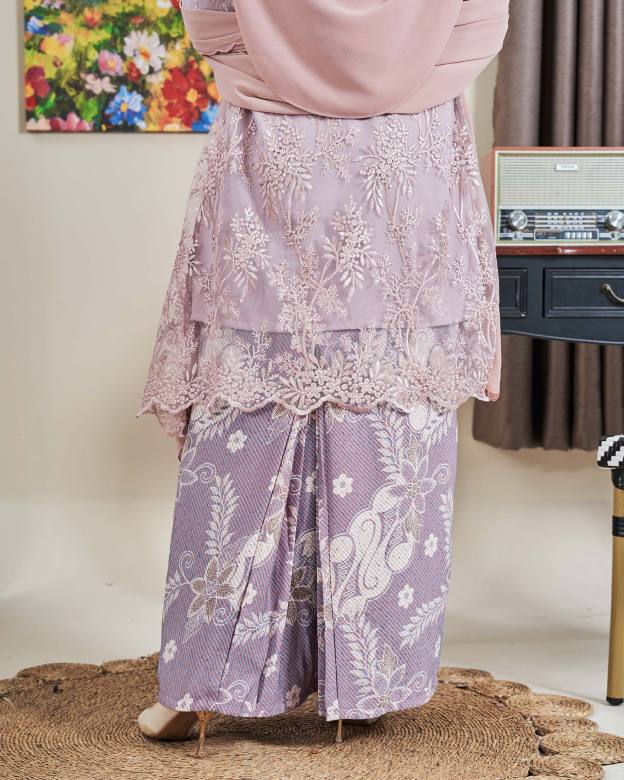 Baju Kebarung Batik Lace Akasia - Pink Periwinkle