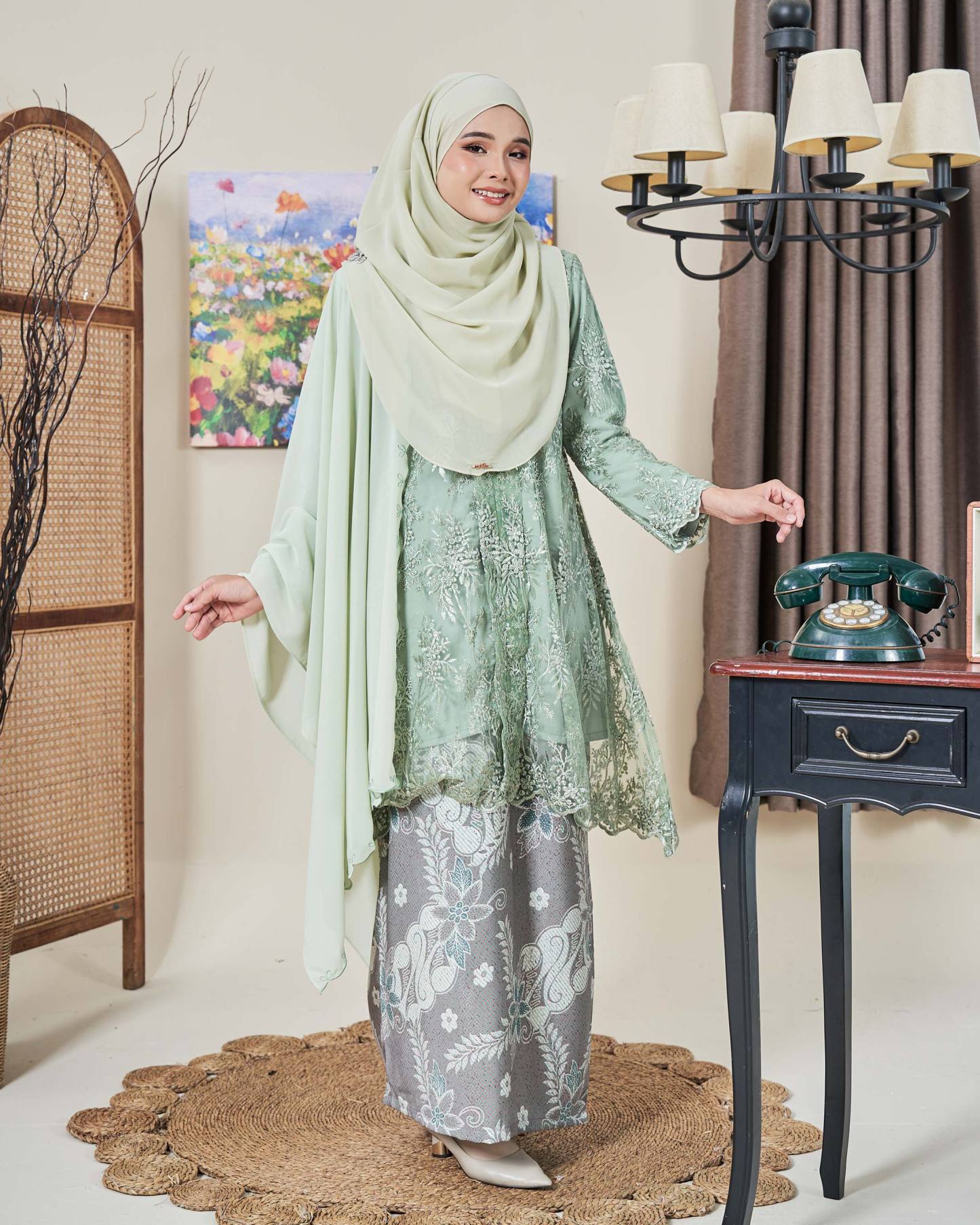 Baju Kebarung Batik Lace Akasia - Sage Green
