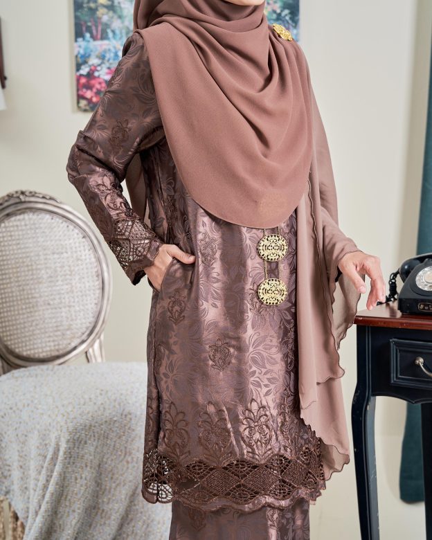 Baju Kurung Sulam Jacquard Akira - Coffee Brown