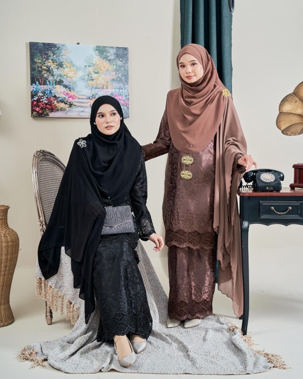 Baju Kurung Sulam Jacquard Akira - Burn Orange