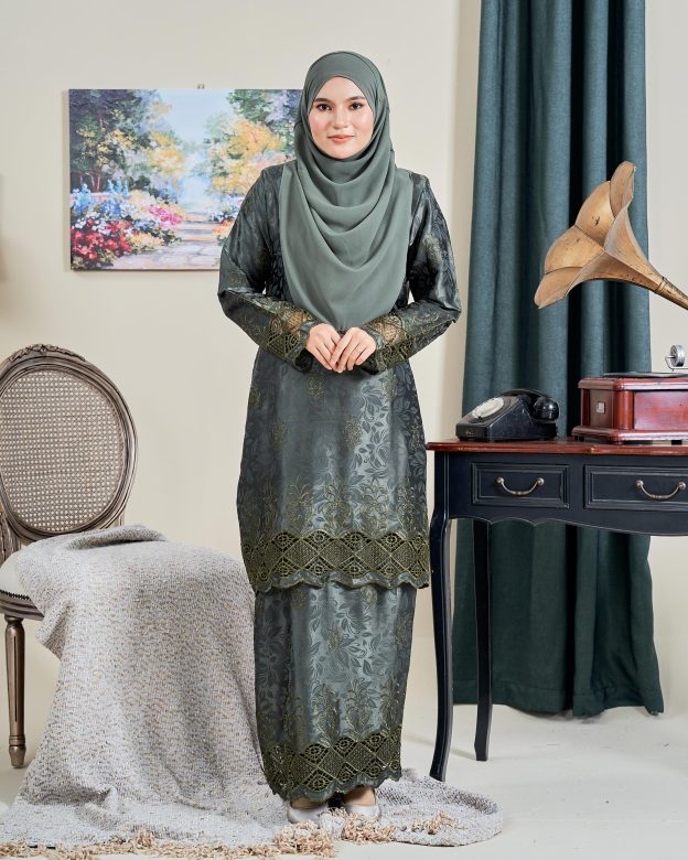 Baju Kurung Sulam Jacquard Akira - Dark Moss