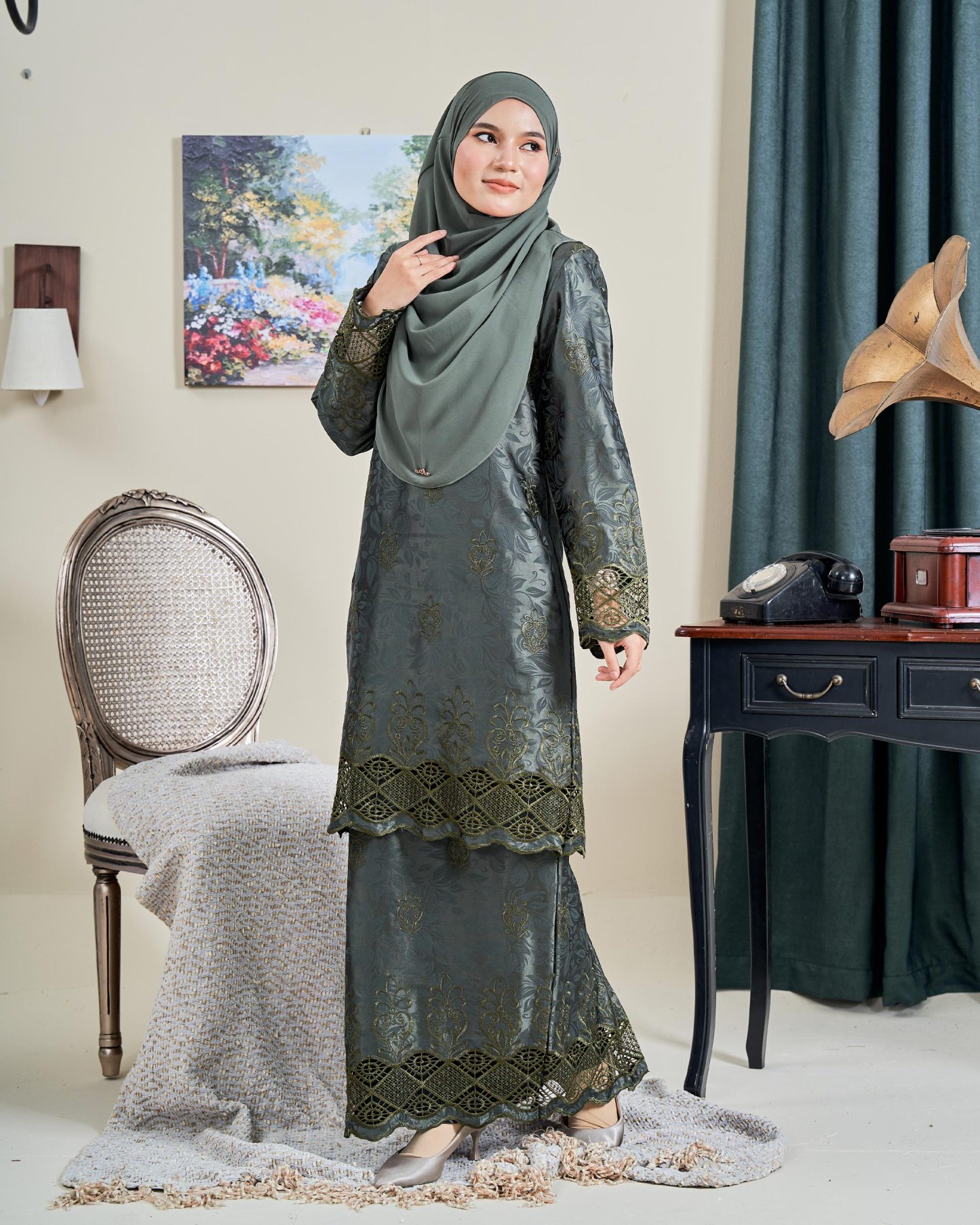 Baju Kurung Sulam Jacquard Akira - Dark Moss