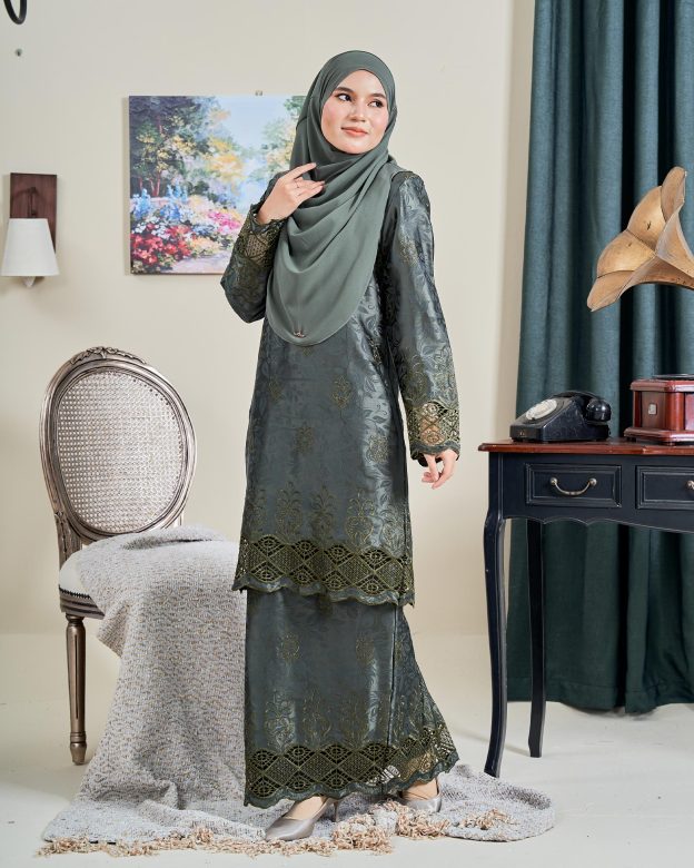 Baju Kurung Sulam Jacquard Akira - Dark Moss