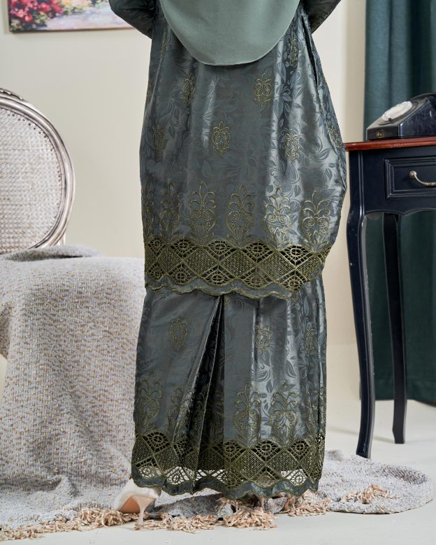 Baju Kurung Sulam Jacquard Akira - Dark Moss