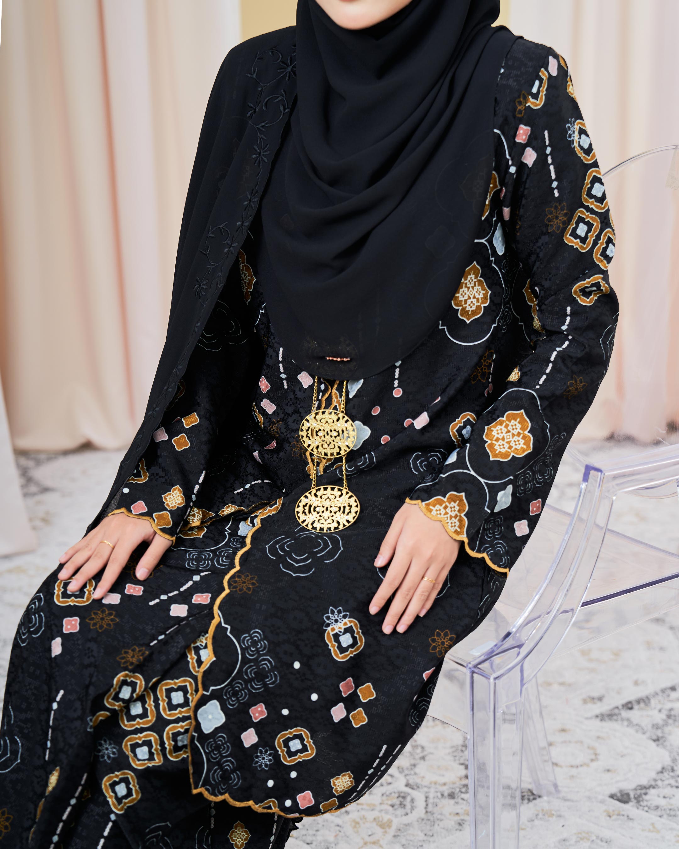 Baju Kebarung Sulam Batik Amaya - Wonder Black