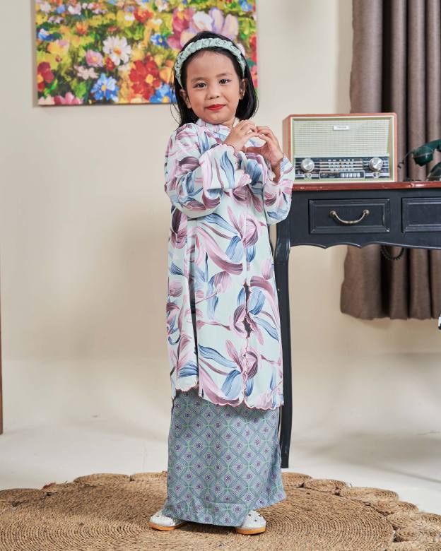 Baju Kurung Sulam Diamante Amia Kids - Tea Minty
