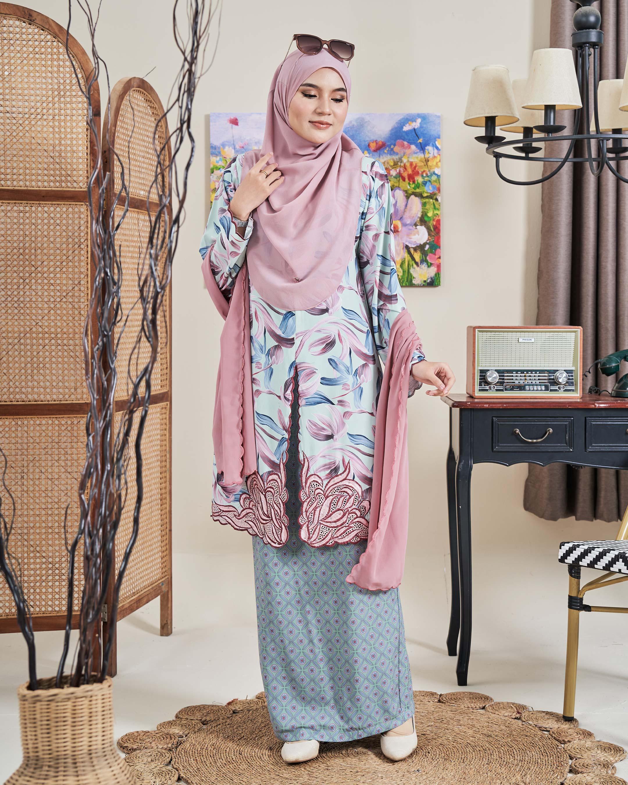 Baju Kurung Sulam Diamante Amia - Tea Minty