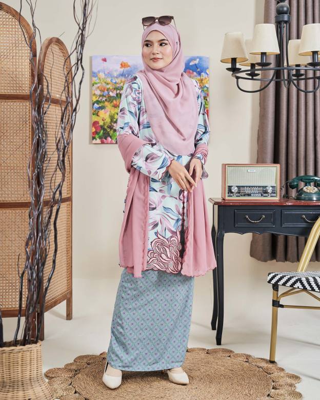 Baju Kurung Sulam Diamante Amia - Tea Minty