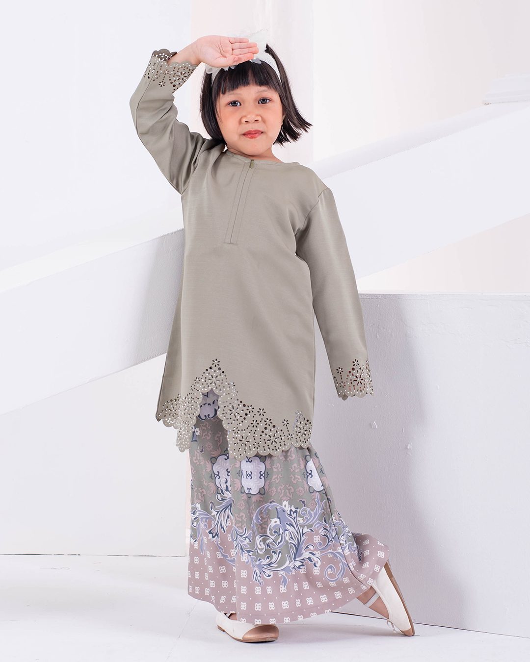 Baju Kebarung Lasercut Areena Kids - Lyon Army