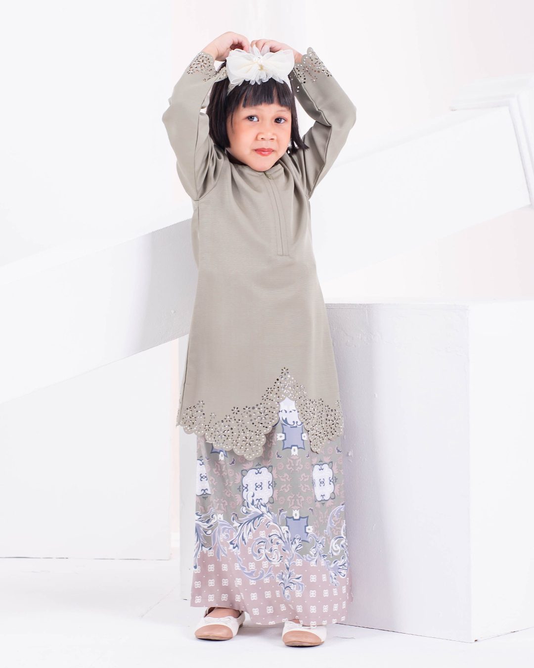 Baju Kebarung Lasercut Areena Kids - Lyon Army