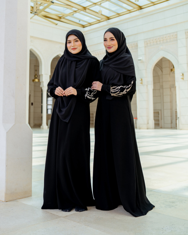 Abaya Embroidery Arrayan - Sandy